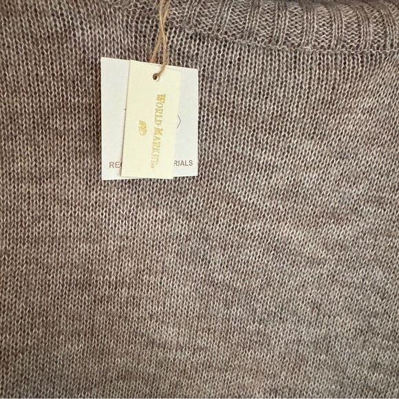 World Market Oatmeal Funnel Neck Sweater One Size Fits Most NWT - Picture 7 of 10